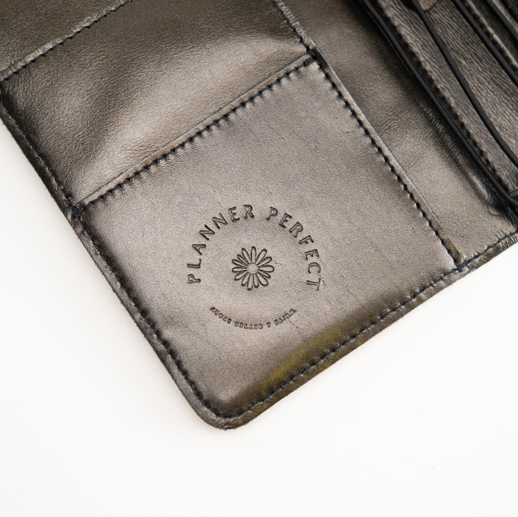 Everyday Organized Leather Travelers Notebook - Heritage Quilted