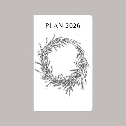 Vintage Wreath 12 Month Planner
