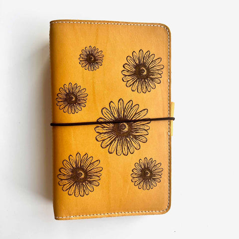 The Marigold Everyday Organized Daisy Bouquet Engraved Leather Traveler's Notebook